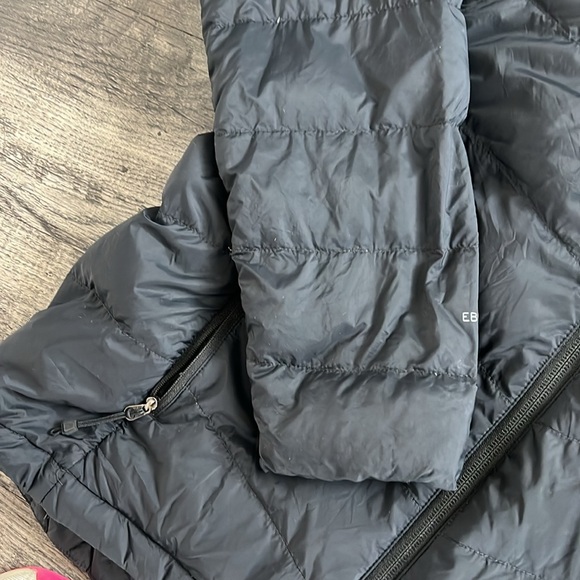 Eddie Bauer Puffer Coat - Picture 3 of 4